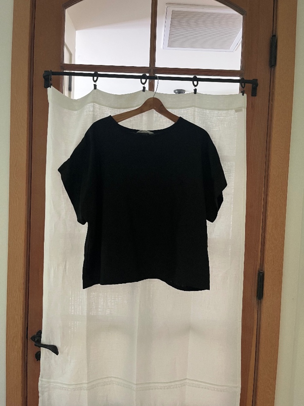 Elizabeth Suzann Georgia Tee in Midweight Linen Black L/XL